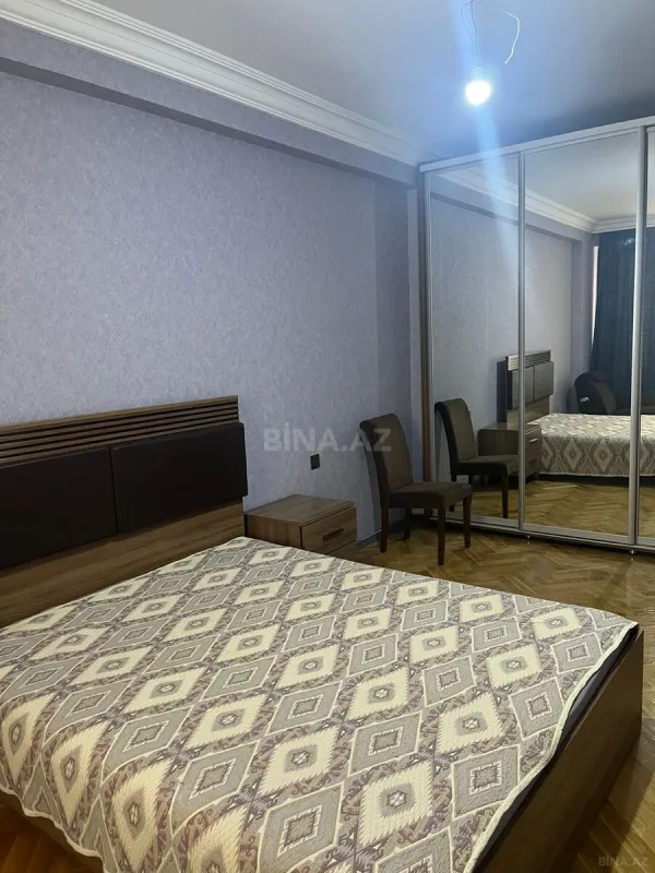 Satılır 3 otaqlı mənzil 115 m²