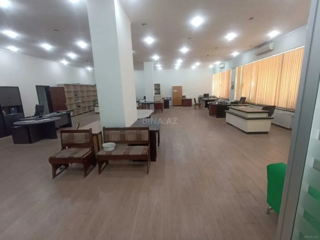 Kirayə verilir 3 otaqlı ofis 250 m²