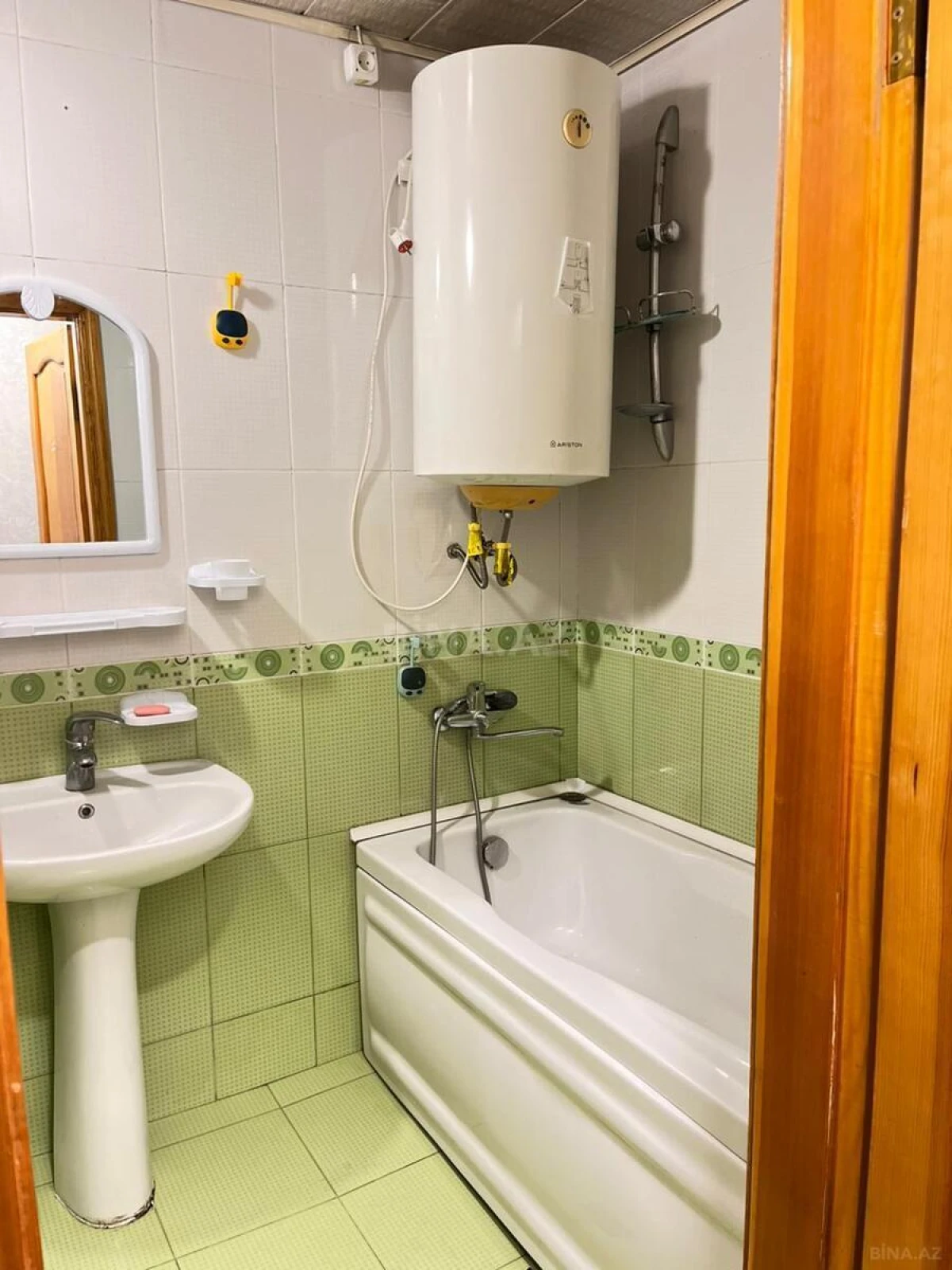 Kirayə verilir 3 otaqlı mənzil 85 m²