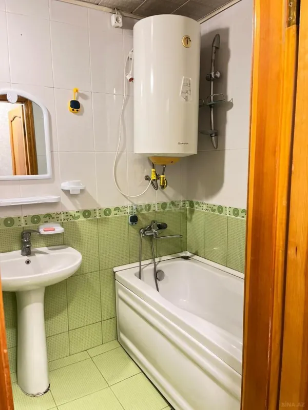 Kirayə verilir 3 otaqlı mənzil 85 m²