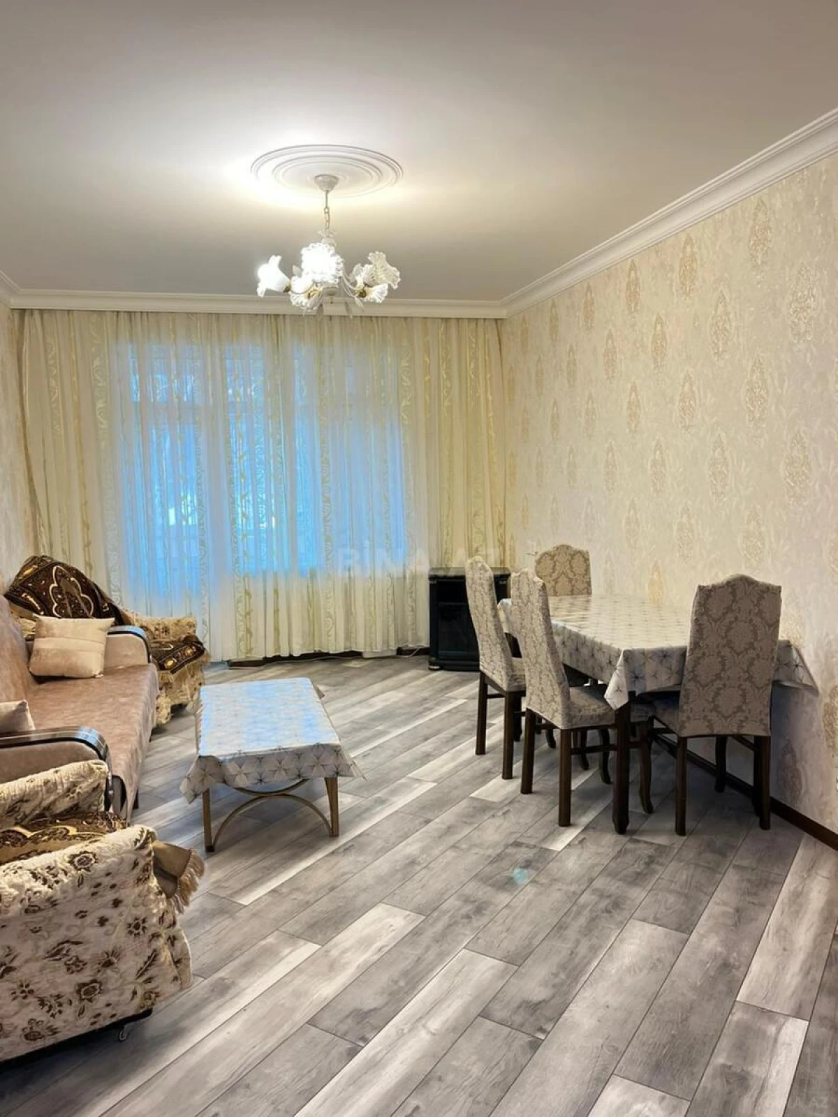 Kirayə verilir 3 otaqlı mənzil 85 m²
