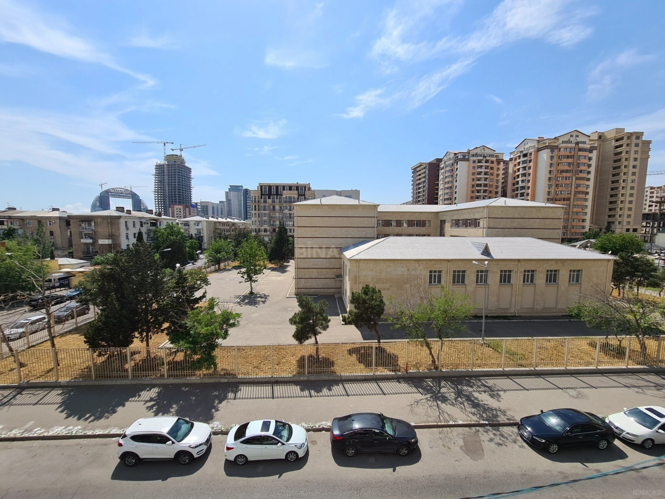 Satılır 3 otaqlı mənzil 75 m²