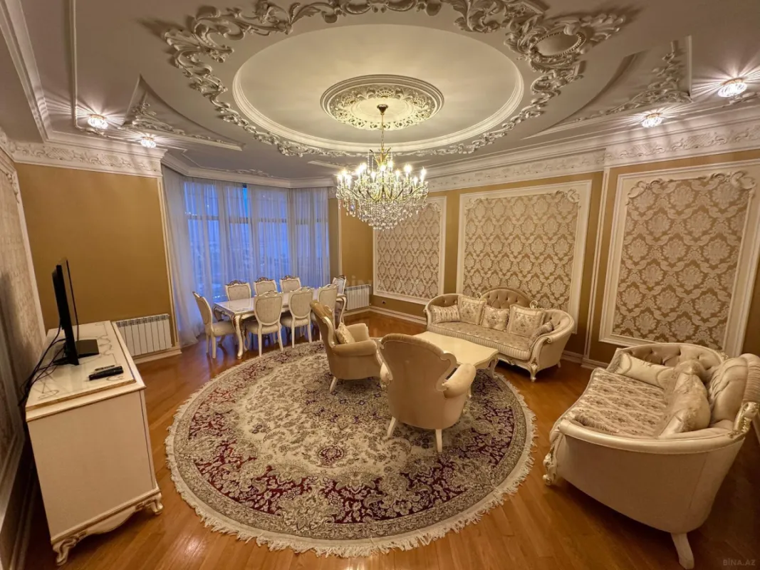 Kirayə verilir 3 otaqlı mənzil 130 m²