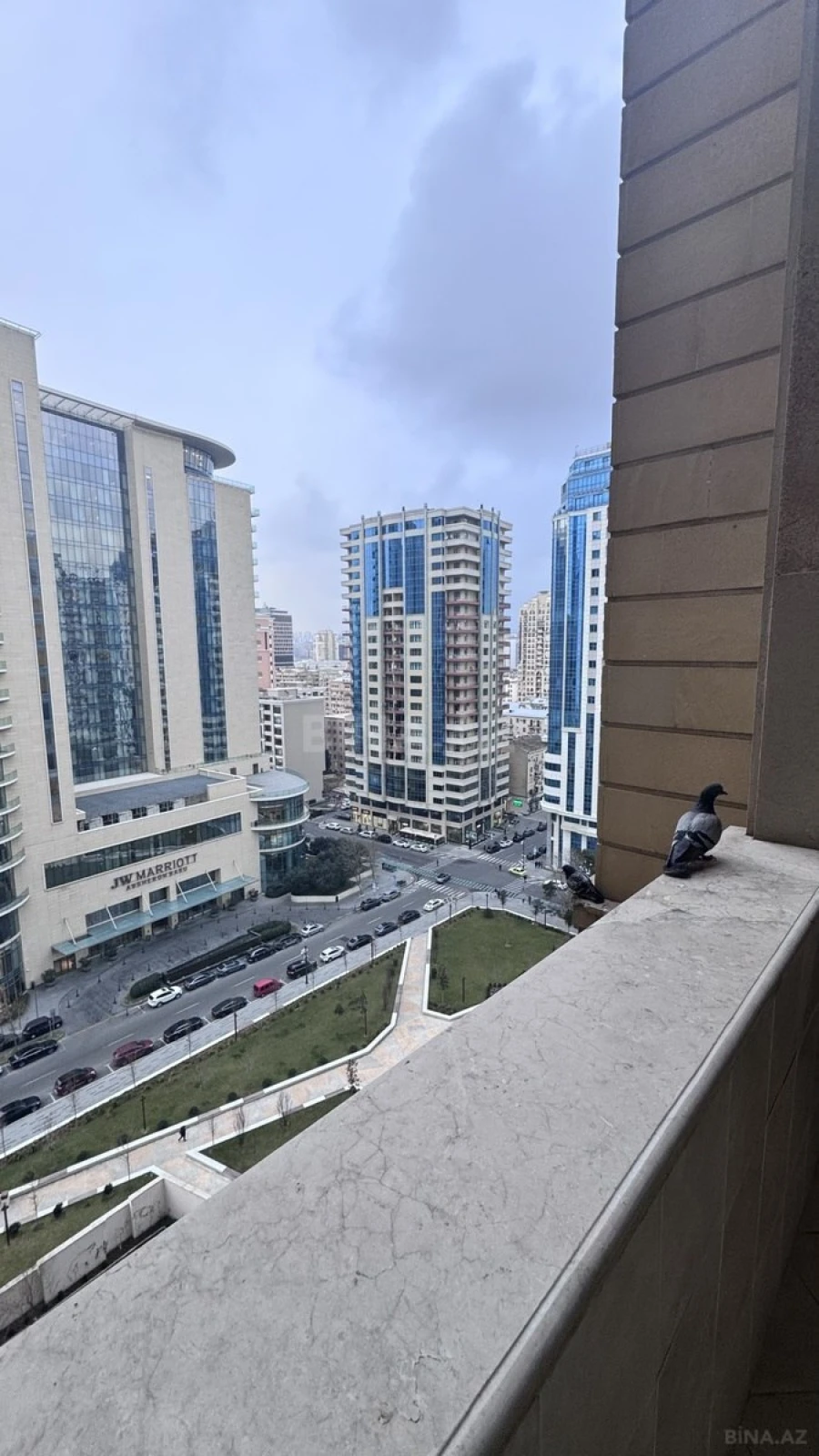 Kirayə verilir 3 otaqlı mənzil 130 m²