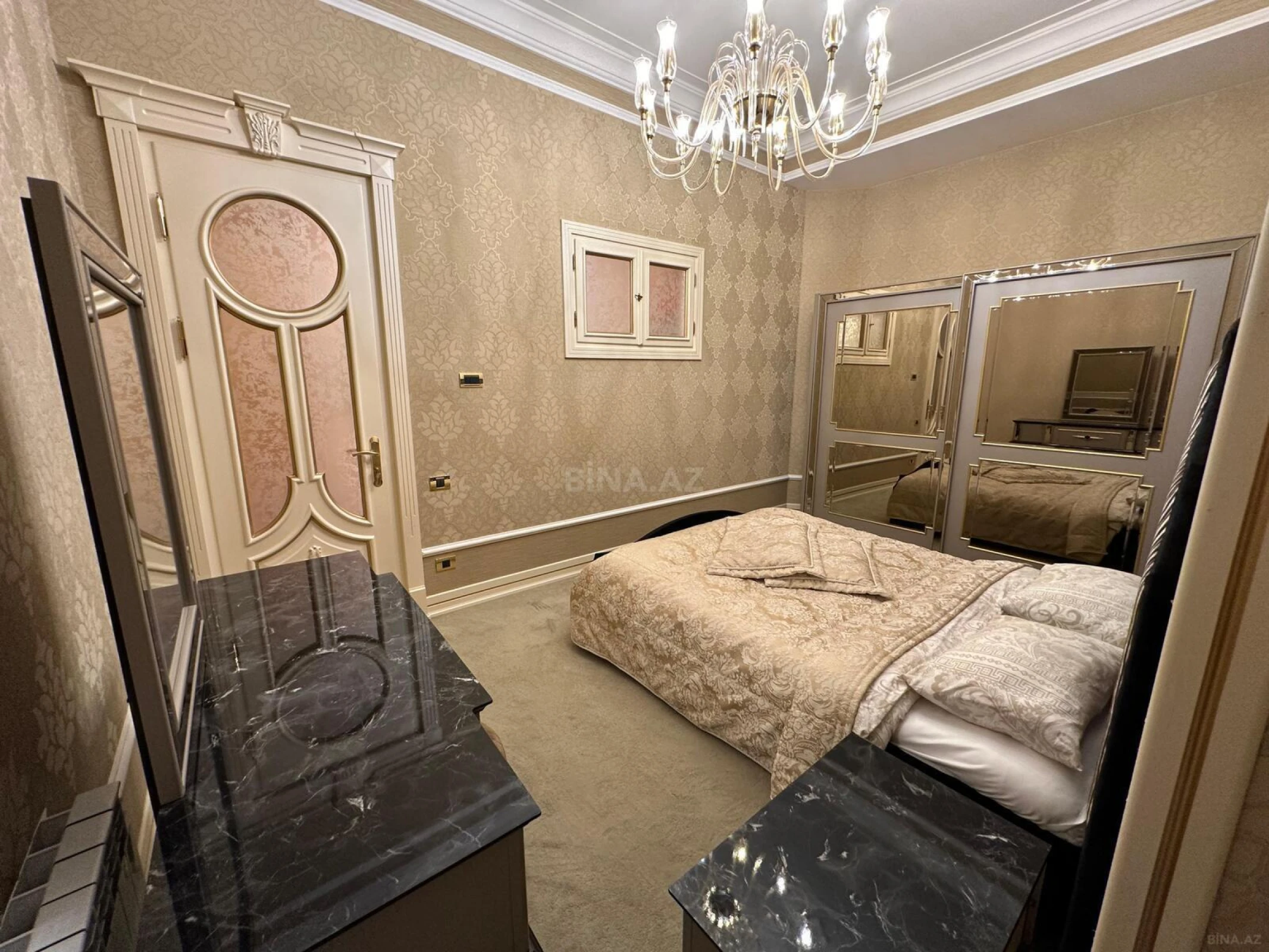 Kirayə verilir 3 otaqlı mənzil 130 m²