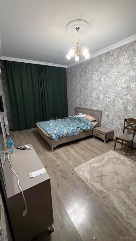 Kirayə verilir 1 otaqlı mənzil 60 m²