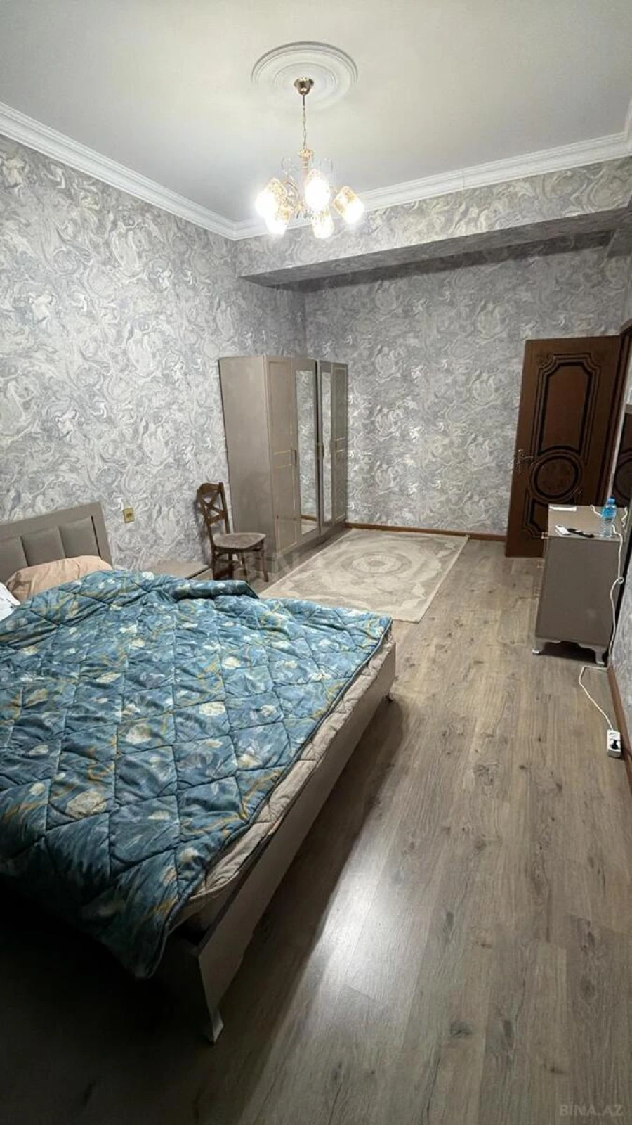 Kirayə verilir 1 otaqlı mənzil 60 m²