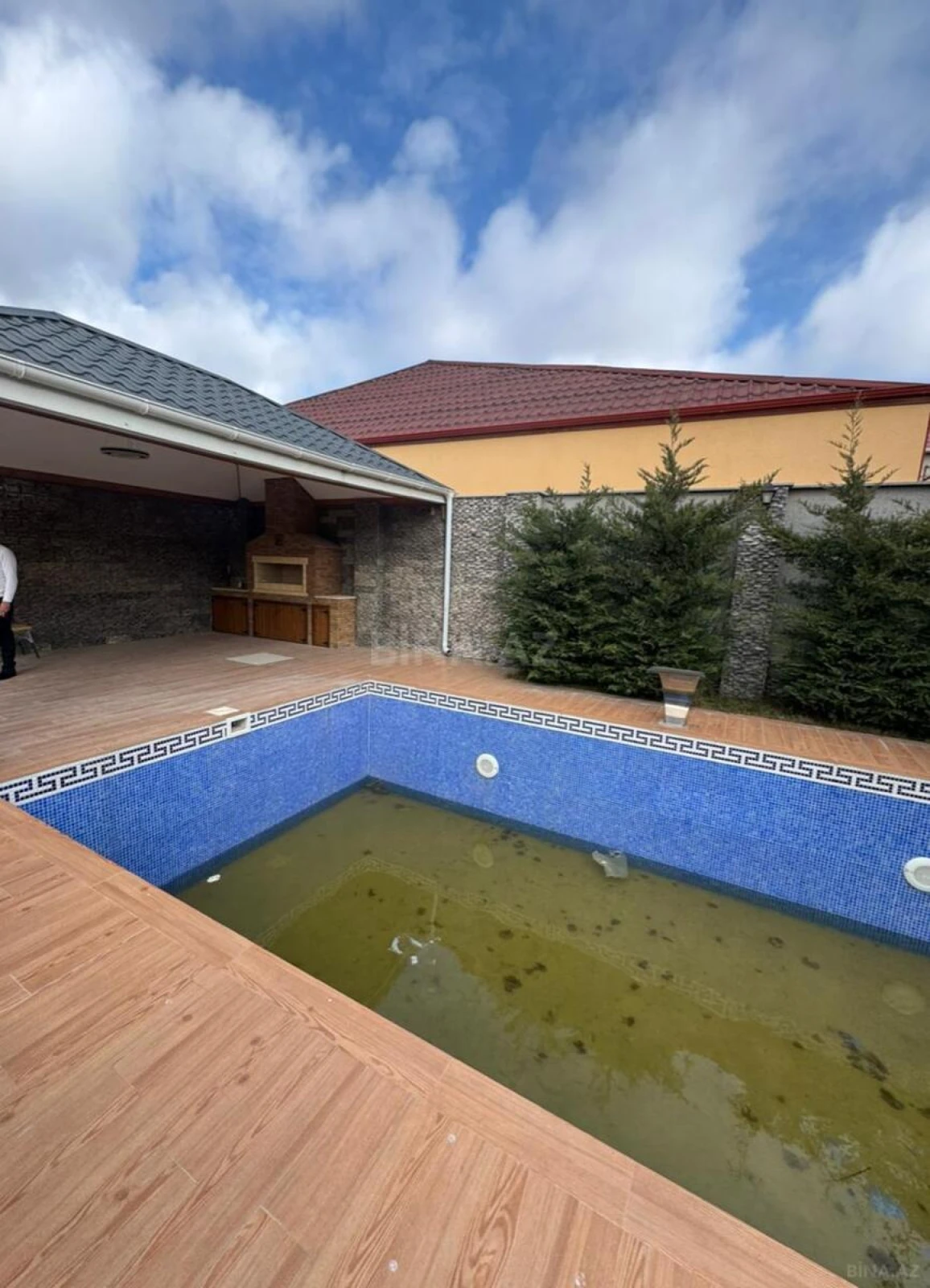 Satılır 4 otaqlı həyət evi 200 m²