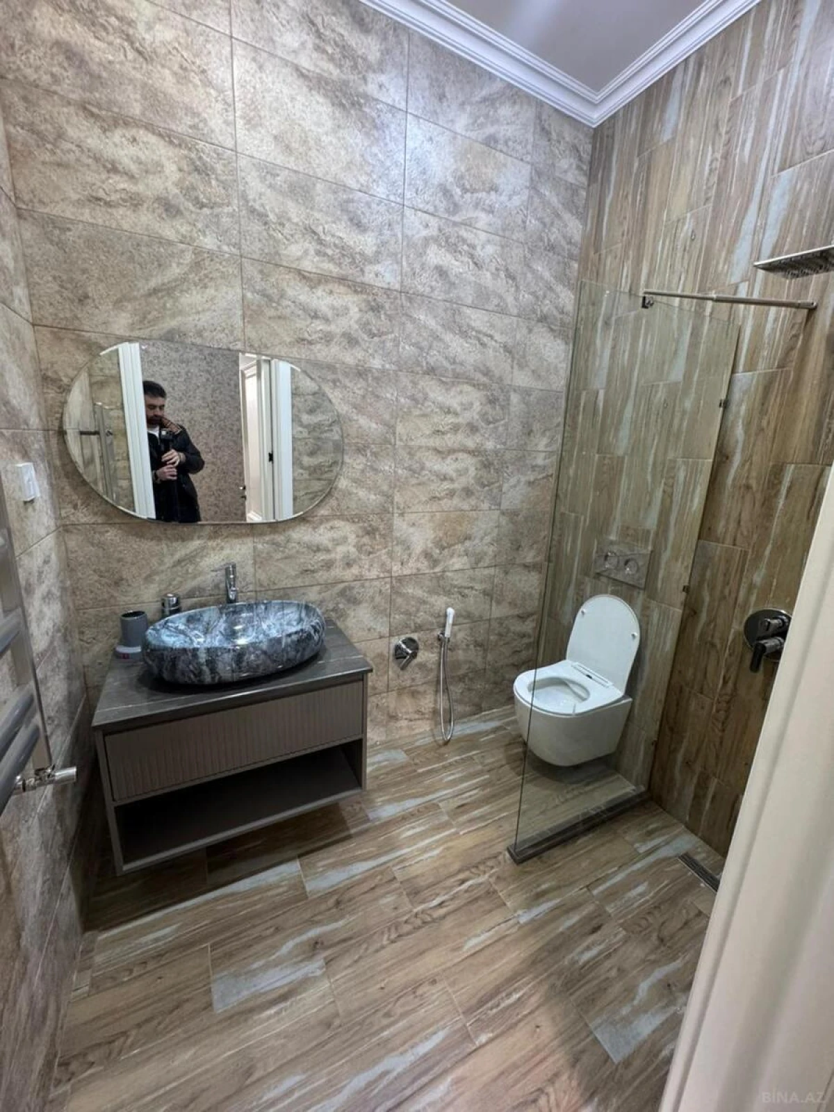 Satılır 4 otaqlı həyət evi 200 m²