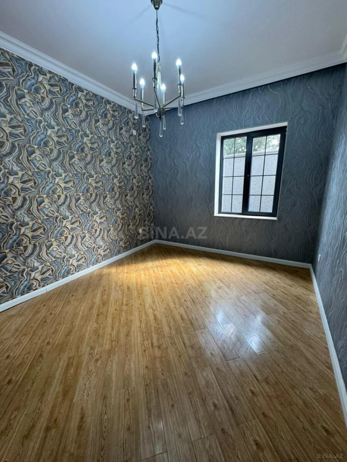 Satılır 4 otaqlı həyət evi 200 m²