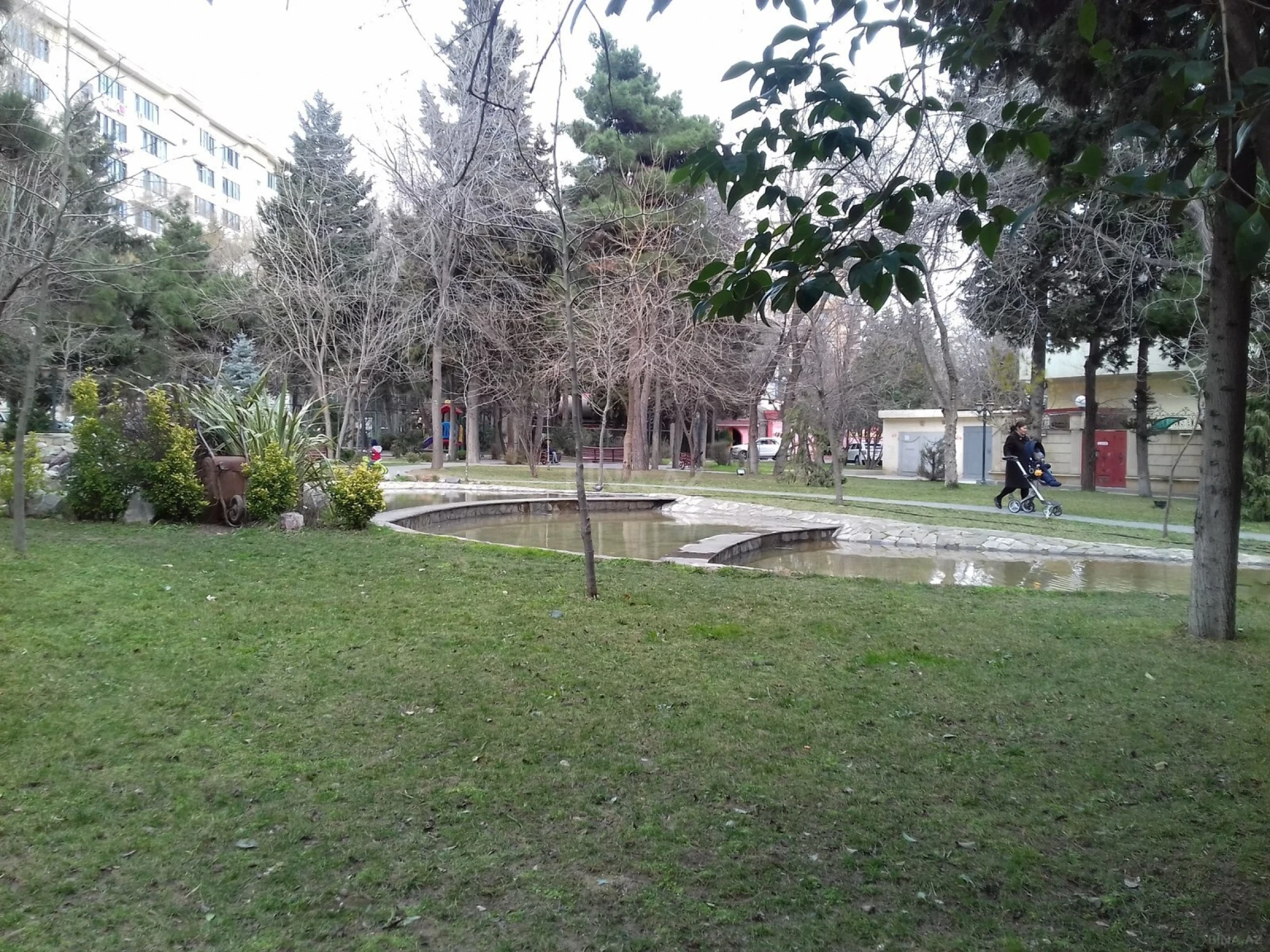 Kirayə verilir 2 otaqlı mənzil 65 m²