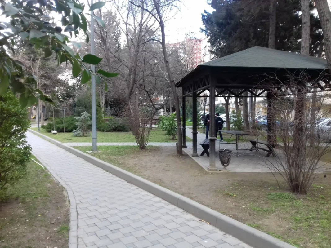 Kirayə verilir 2 otaqlı mənzil 65 m²