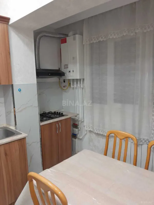 Kirayə verilir 2 otaqlı mənzil 65 m²