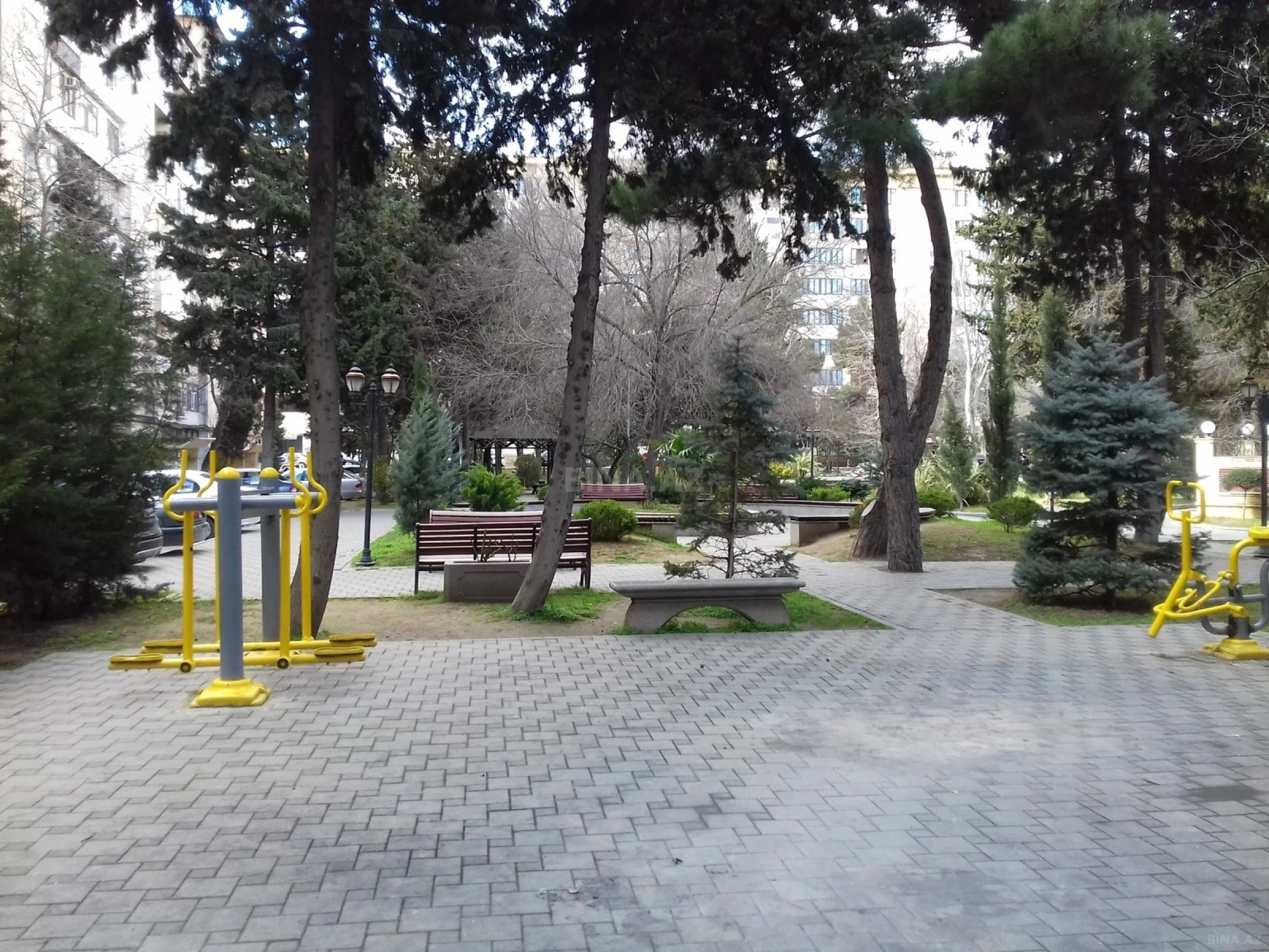 Kirayə verilir 2 otaqlı mənzil 65 m²