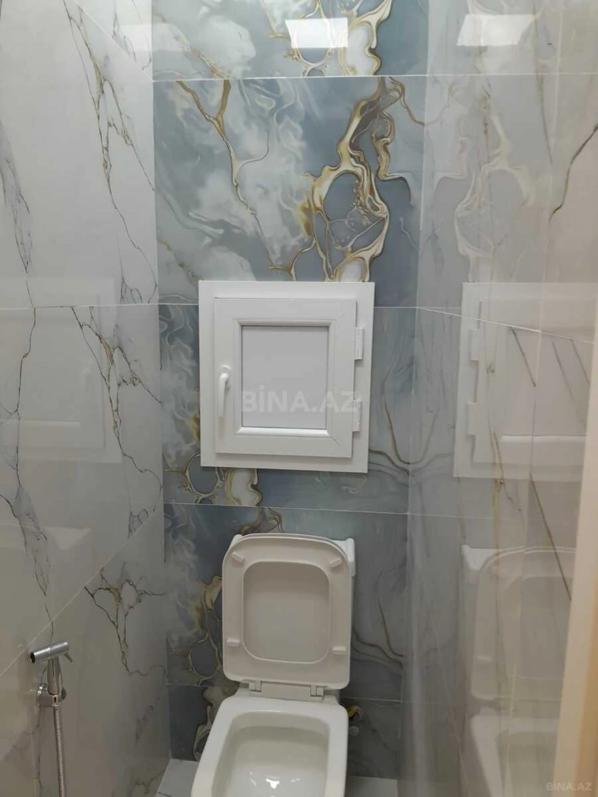 Kirayə verilir 2 otaqlı mənzil 65 m²