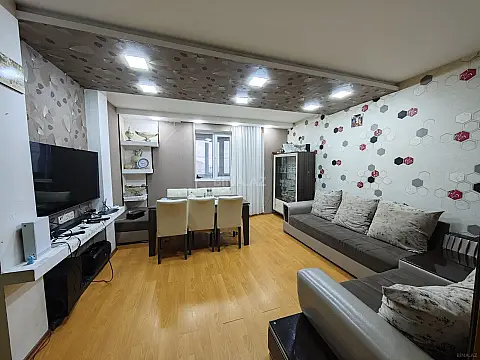Satılır 3 otaqlı mənzil 75 m² — Bakı, Bakıxanov 3 otaq 75.00 m²