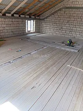 Satılır 4 otaqlı həyət evi 180 m²