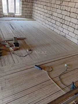 Satılır 4 otaqlı həyət evi 180 m²