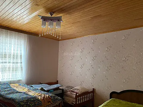 Satılır 7 otaqlı həyət evi 260 m²