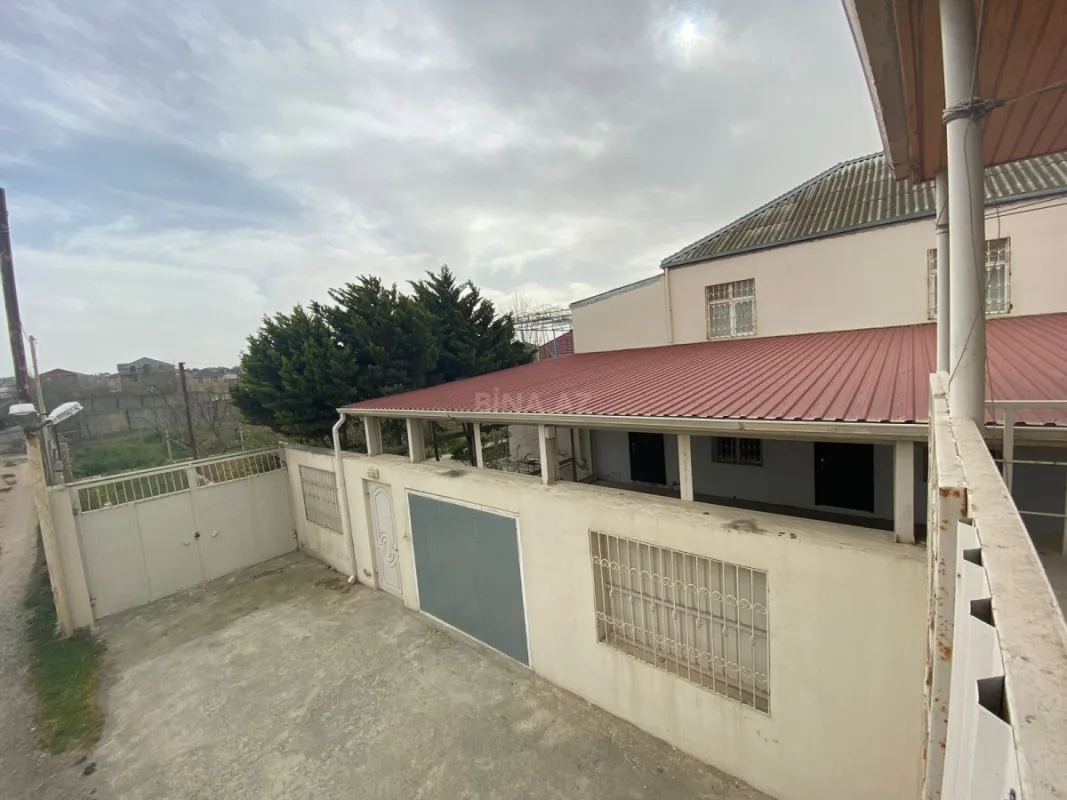 Satılır 7 otaqlı həyət evi 260 m²