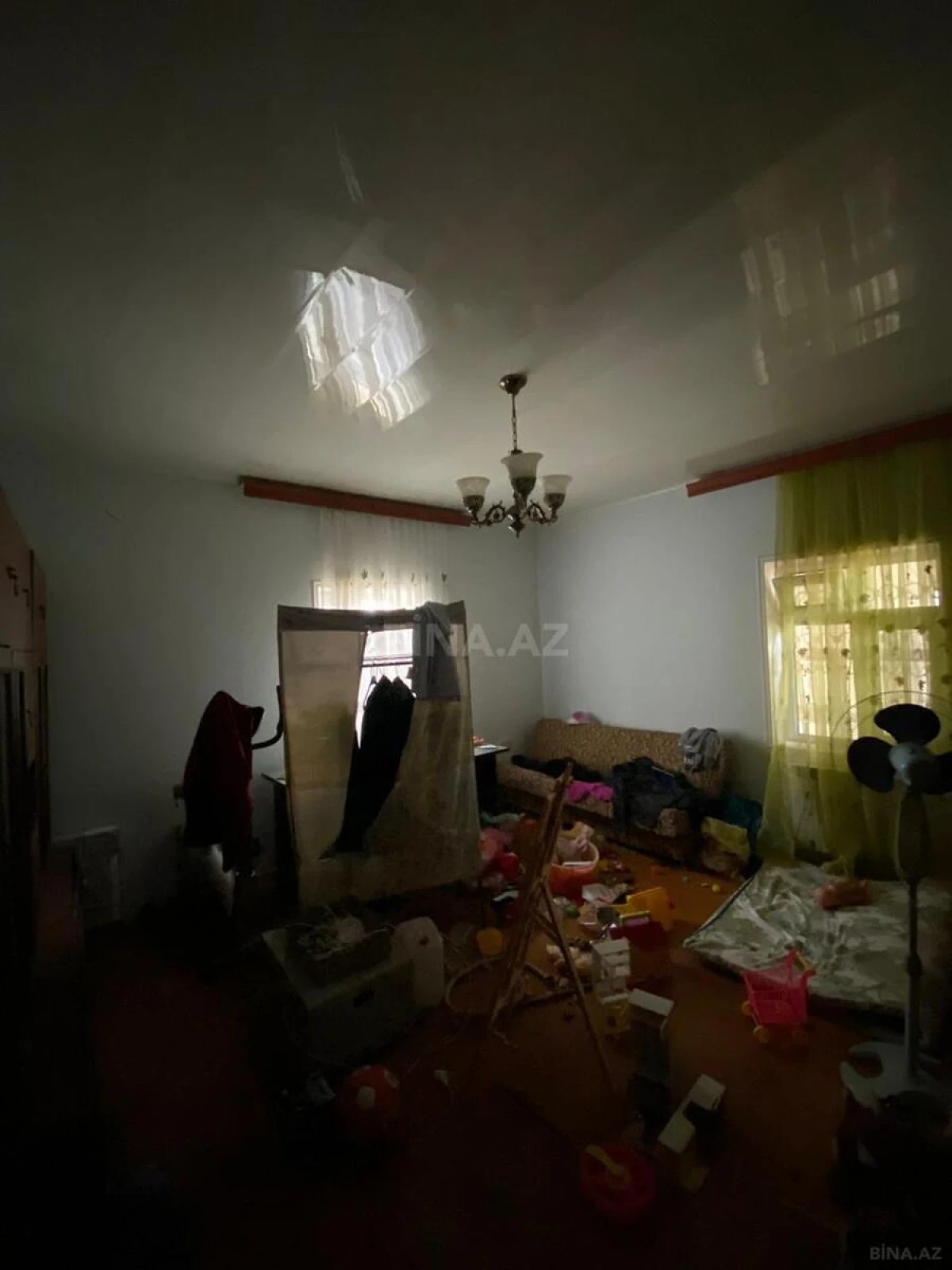 Satılır 7 otaqlı həyət evi 260 m²