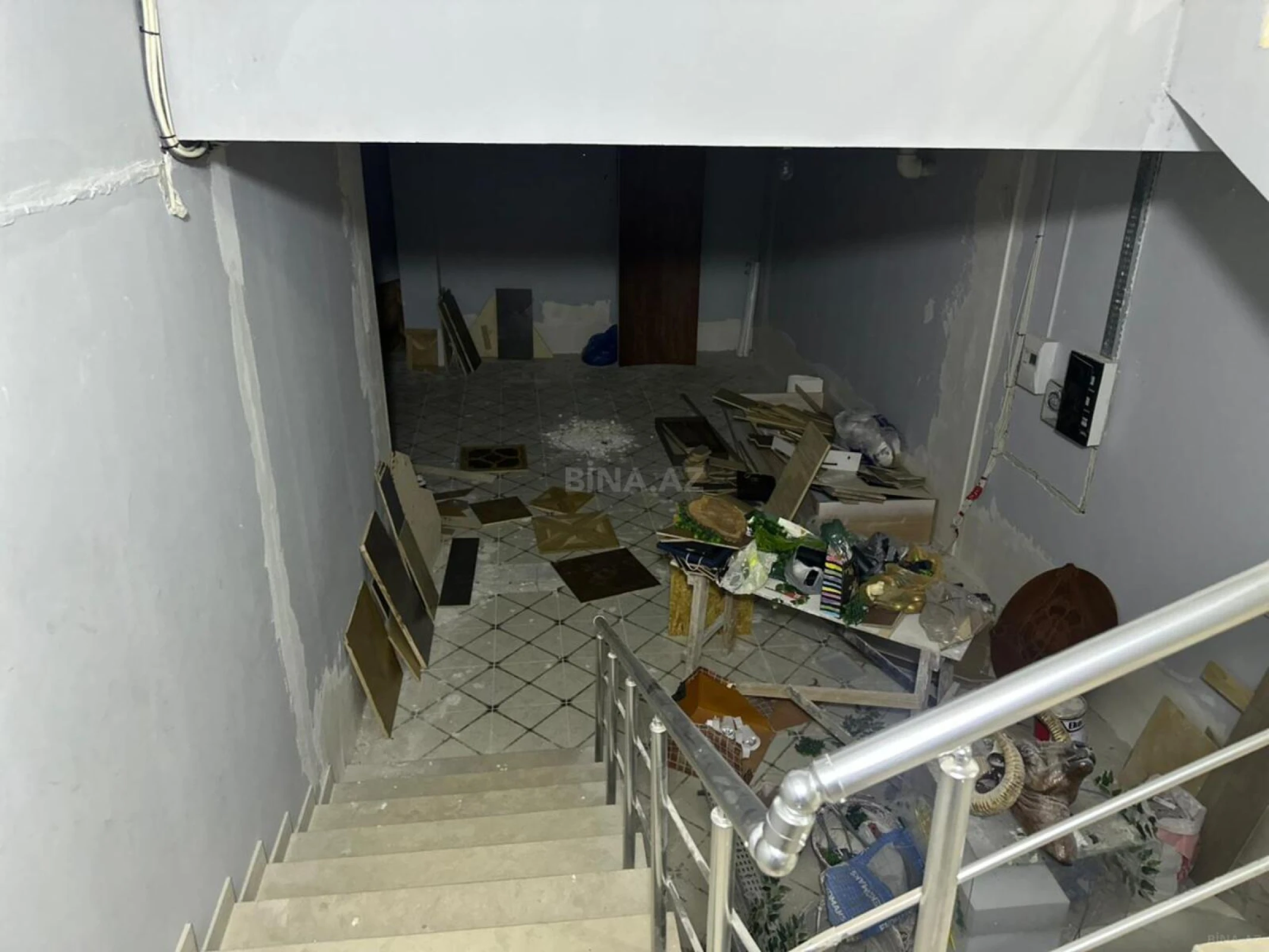 Kirayə verilir obyekt 300 m²