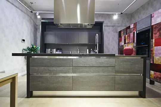 Kirayə verilir 6 otaqlı həyət evi 360 m²