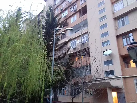 Kirayə verilir 2 otaqlı mənzil 65 m² — Bakı, Nizami 2 otaq 65.00 m²