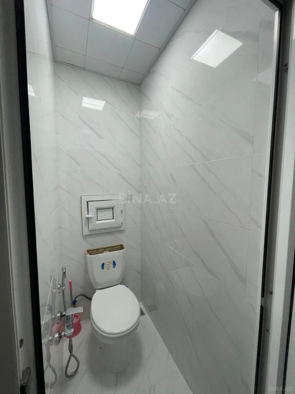 Kirayə verilir 2 otaqlı mənzil 65 m²