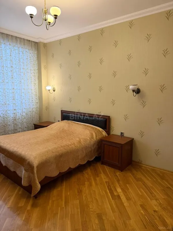 Kirayə verilir 3 otaqlı mənzil 125 m²