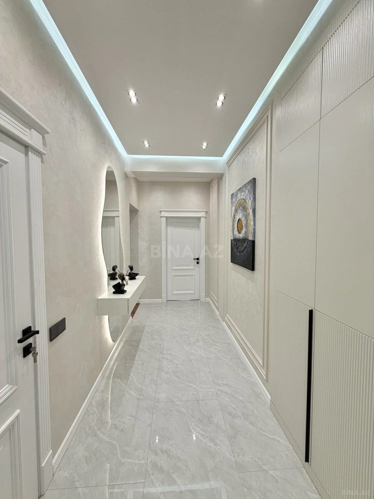 Satılır 2 otaqlı mənzil 63 m²