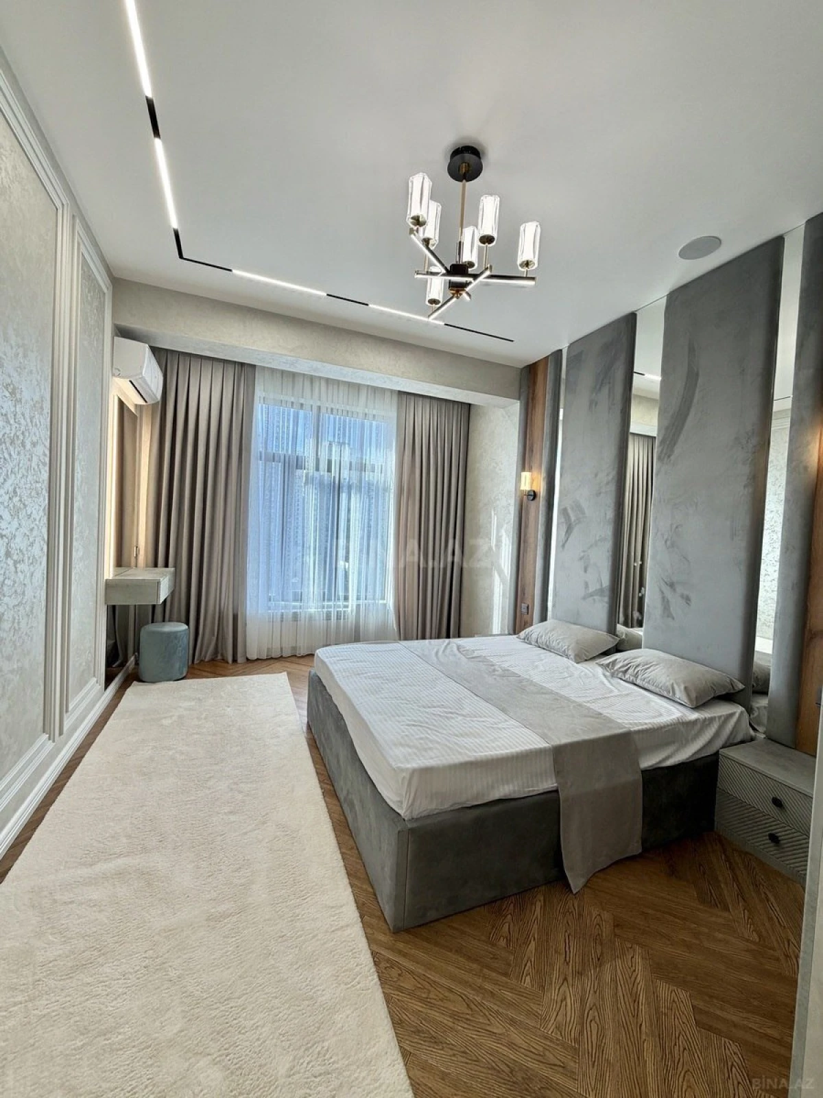 Satılır 2 otaqlı mənzil 63 m²