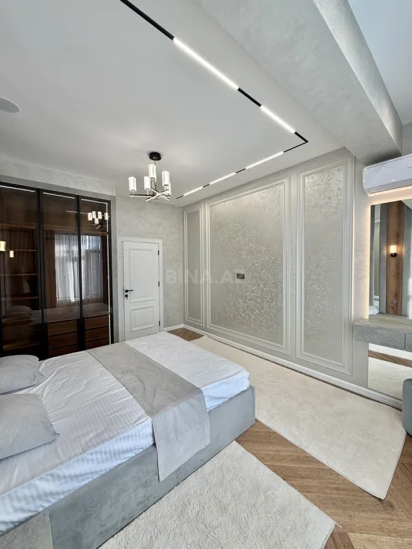 Satılır 2 otaqlı mənzil 63 m²