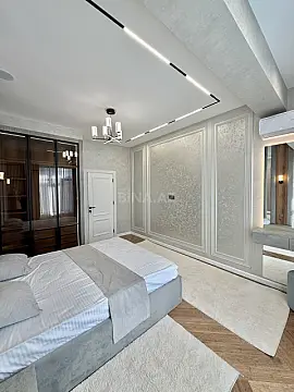 Satılır 2 otaqlı mənzil 63 m²