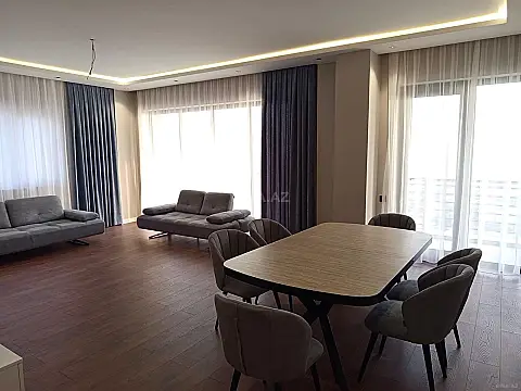 Kirayə verilir 3 otaqlı mənzil 160 m²
