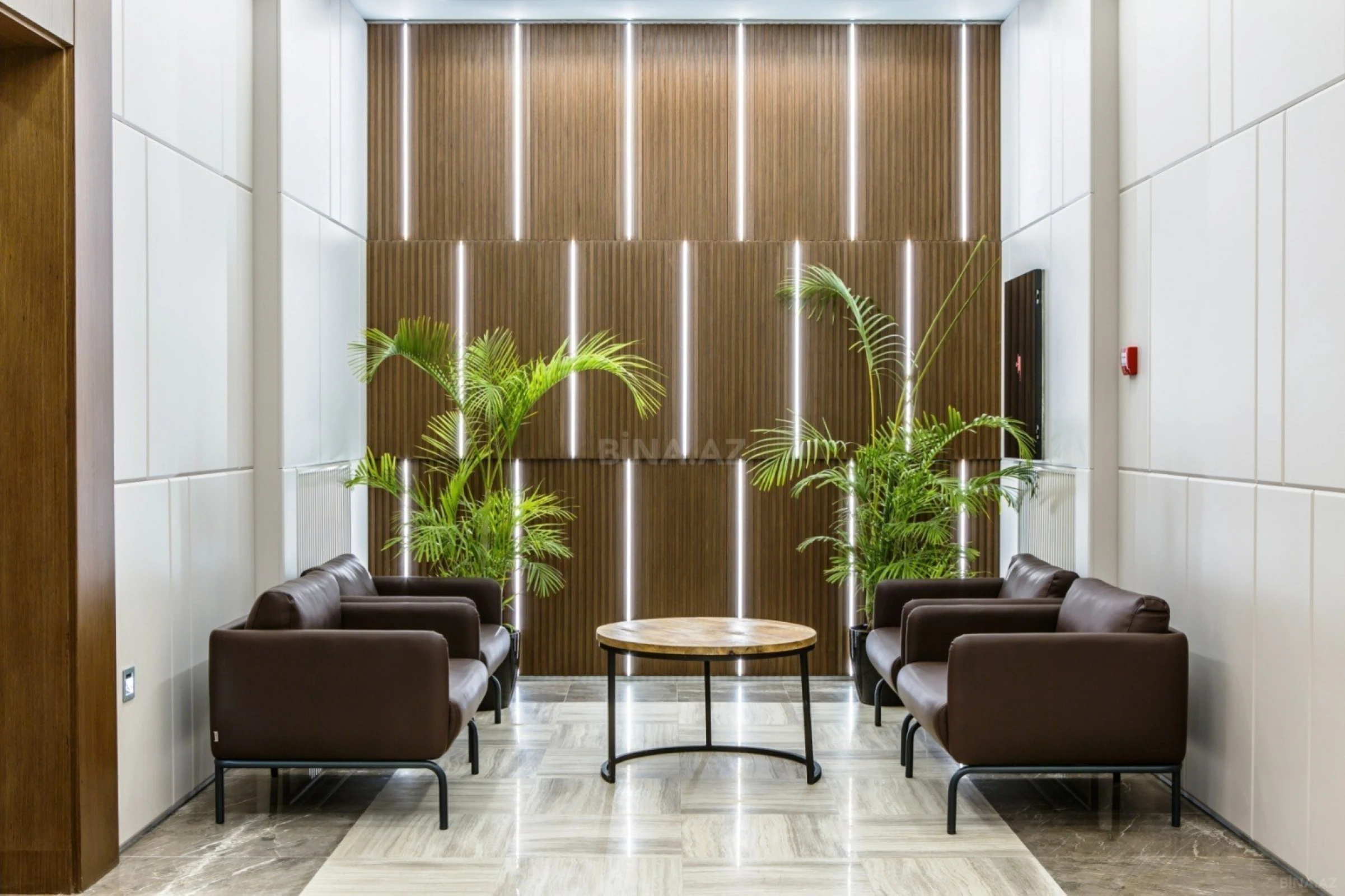 Kirayə verilir 3 otaqlı mənzil 160 m²