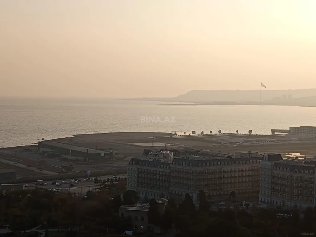 Kirayə verilir 3 otaqlı mənzil 160 m²