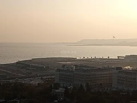 Kirayə verilir 3 otaqlı mənzil 160 m²