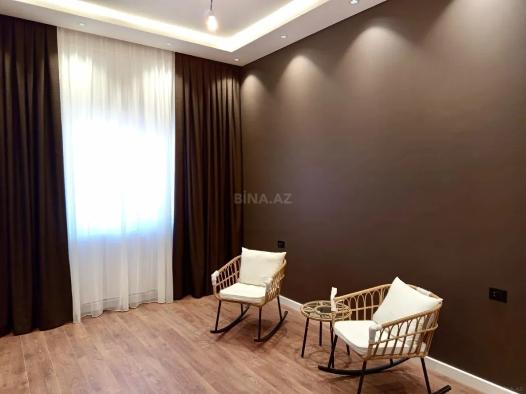 Kirayə verilir 3 otaqlı mənzil 160 m²