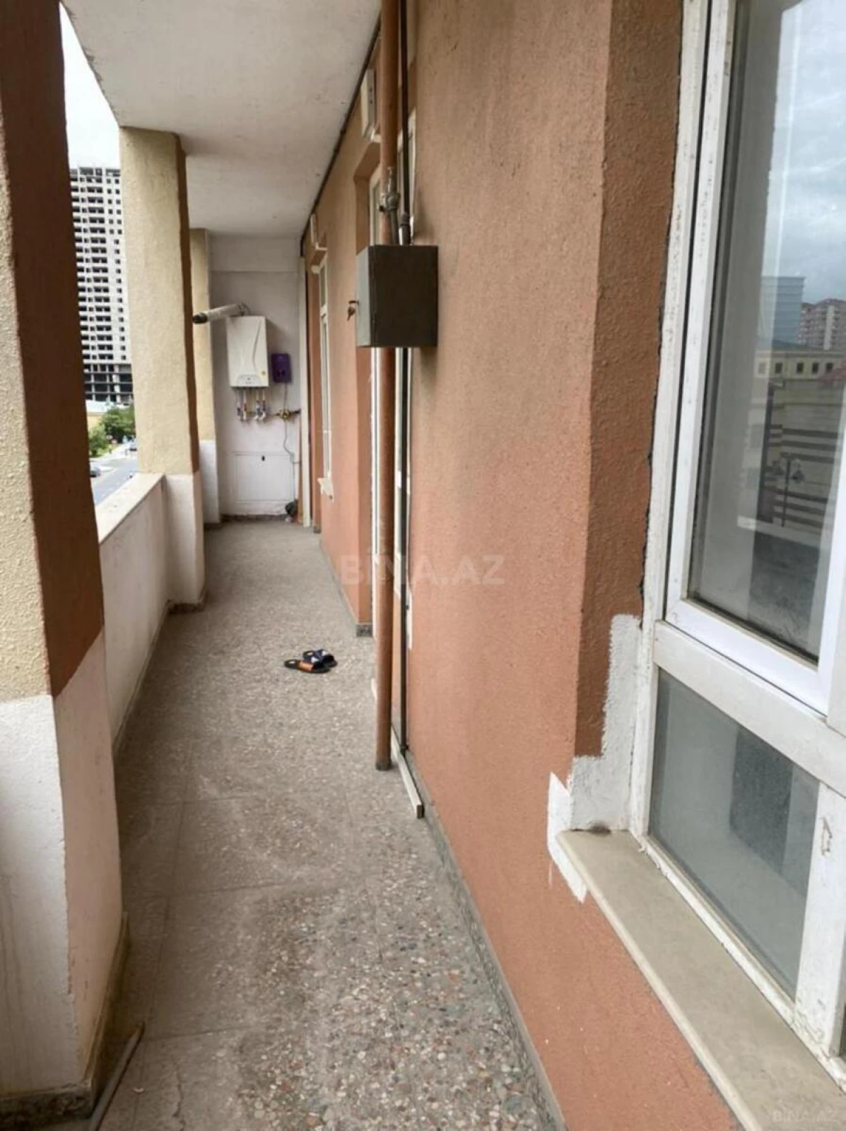 Kirayə verilir 2 otaqlı mənzil 90 m²