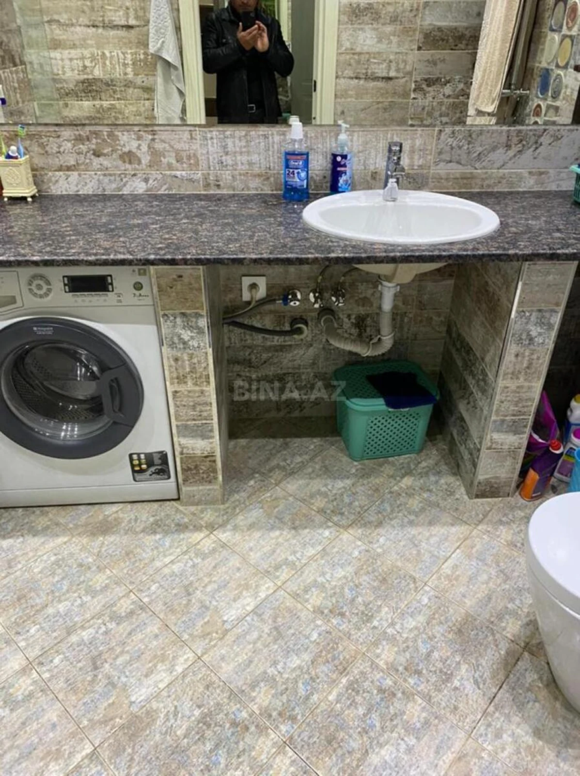 Kirayə verilir 2 otaqlı mənzil 90 m²