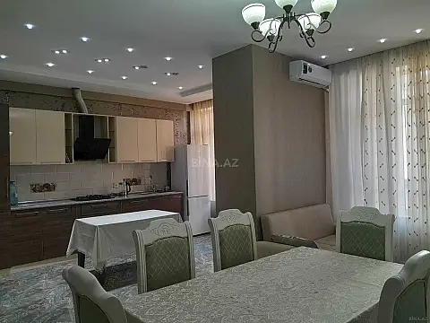 Kirayə verilir 2 otaqlı mənzil 90 m²
