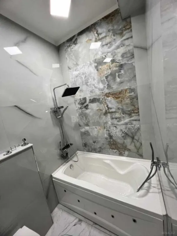 Kirayə verilir 3 otaqlı mənzil 105 m²