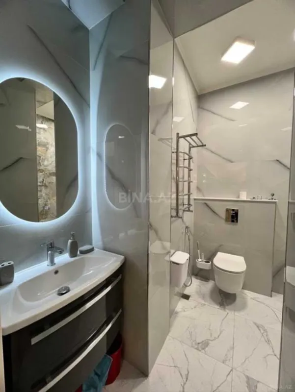 Kirayə verilir 3 otaqlı mənzil 105 m²