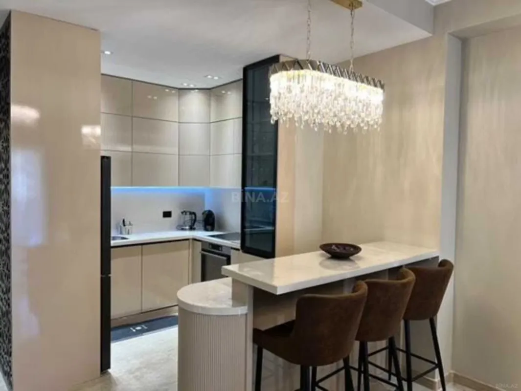 Kirayə verilir 3 otaqlı mənzil 105 m²