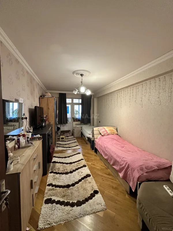 Satılır 3 otaqlı mənzil 110 m²