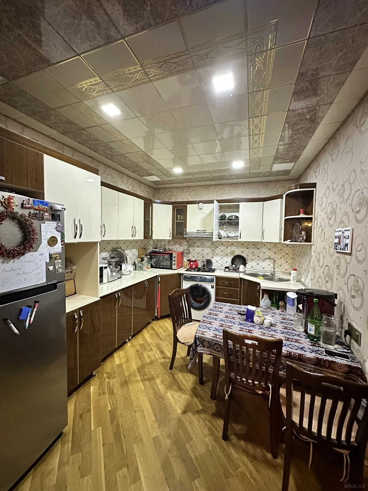 Satılır 3 otaqlı mənzil 110 m²