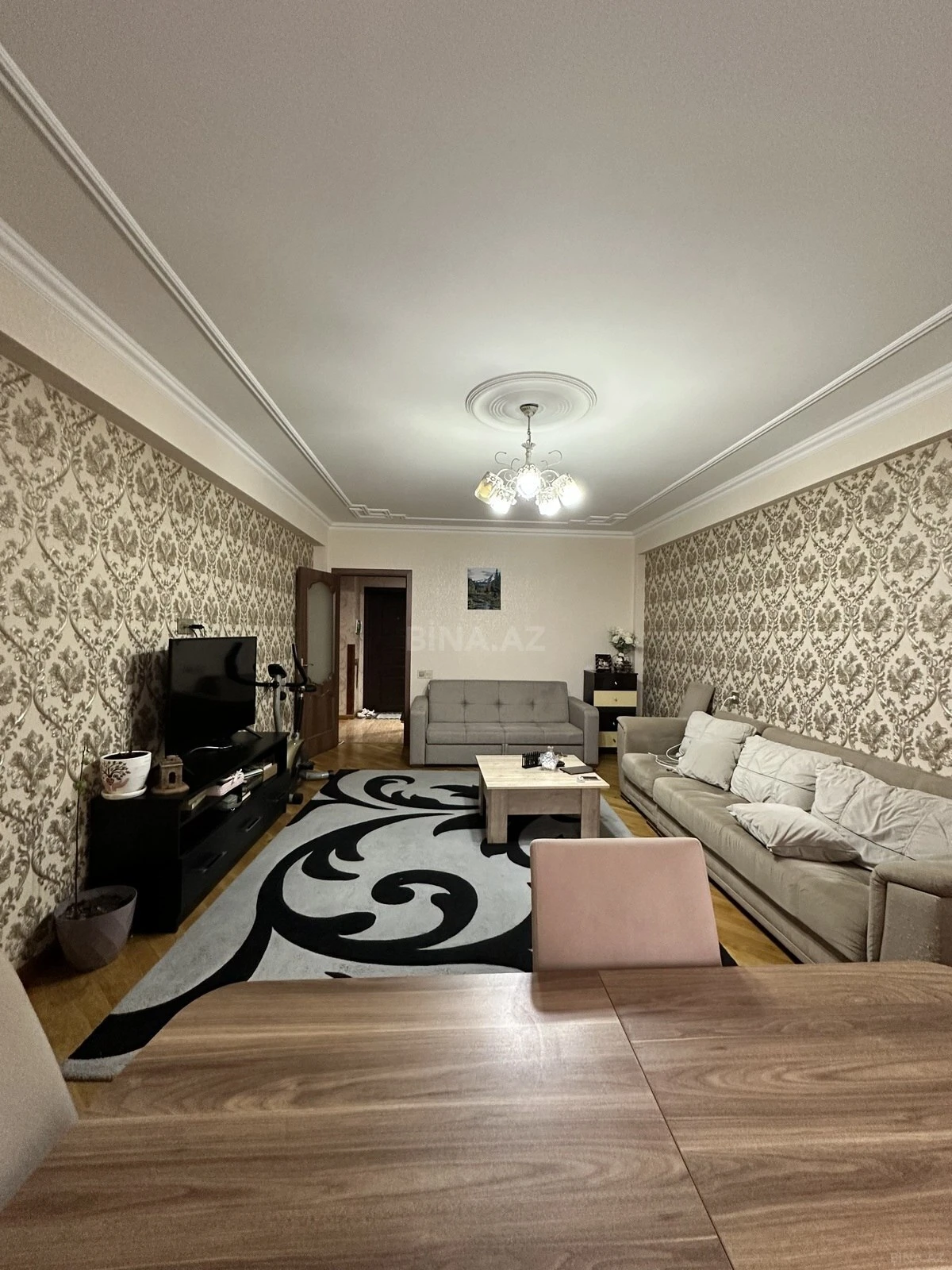 Satılır 3 otaqlı mənzil 110 m²