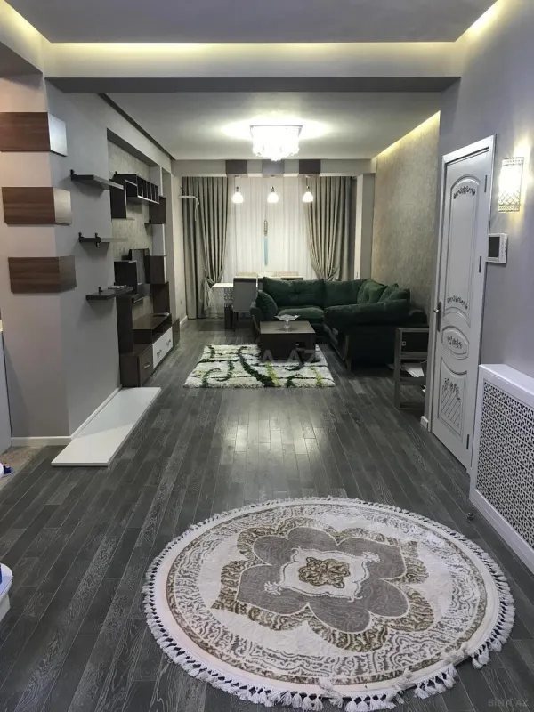Satılır 3 otaqlı mənzil 123 m²