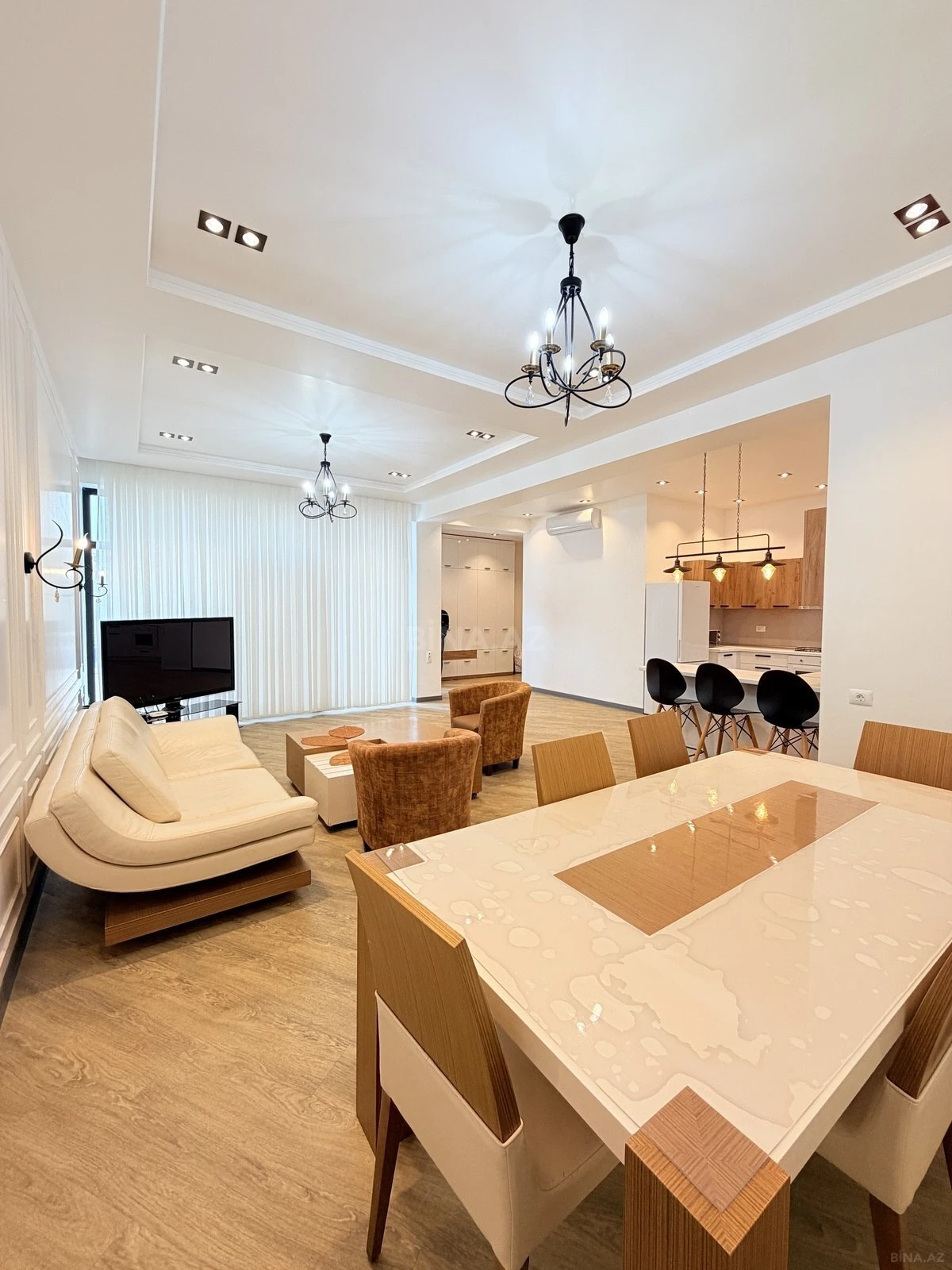 Kirayə verilir 4 otaqlı həyət evi 220 m²